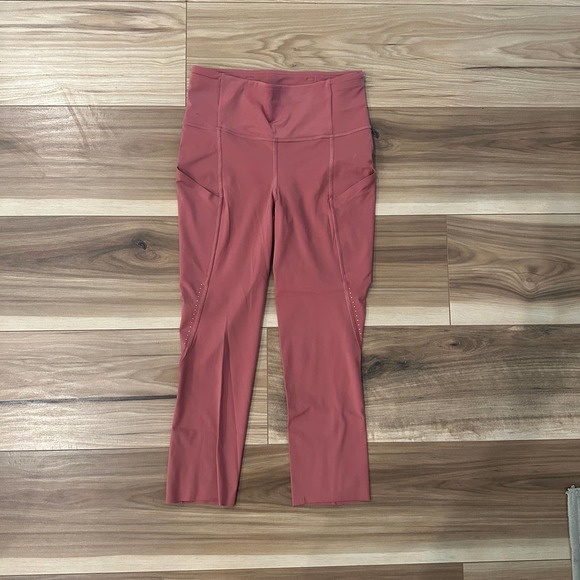 Lululemon Fast & Free Crop 21" Elite - Cherry Tint - Size 4 - Picture 3 of 5